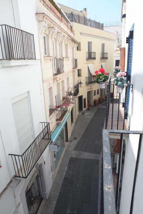Love Sitges & Beach Exterior photo